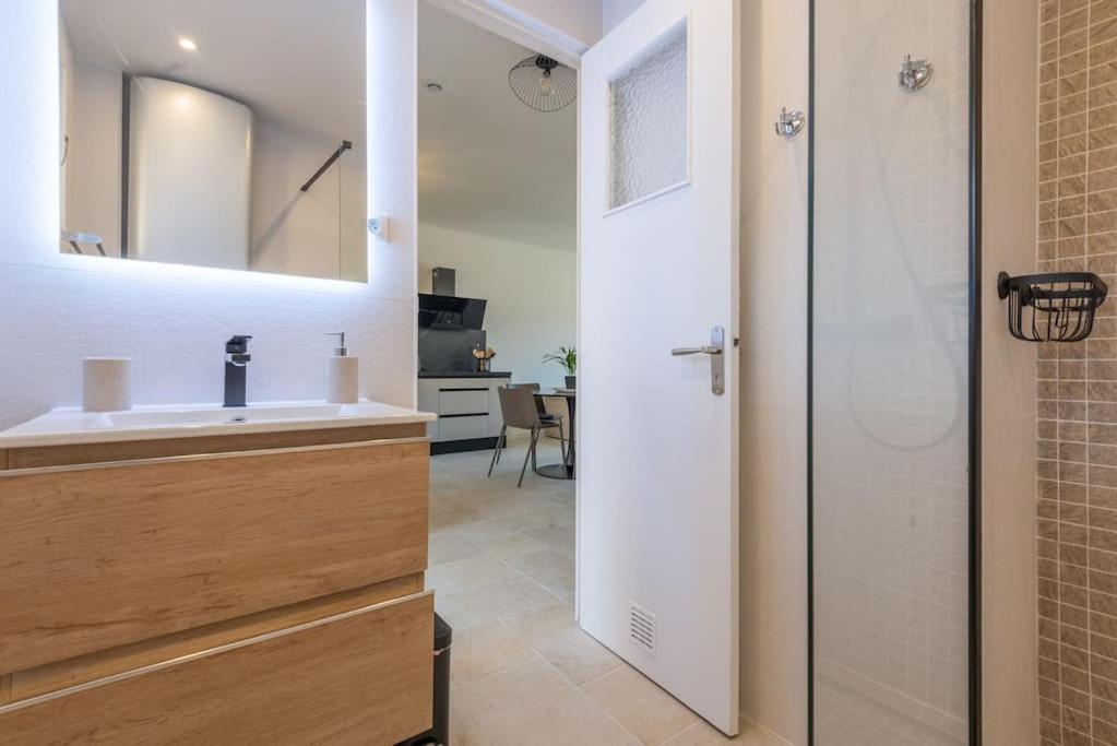 Appartement 2P neuf au coeur de St Jean Cap Ferrat + parking ! à Saint-Jean-Cap-Ferrat Extérieur photo